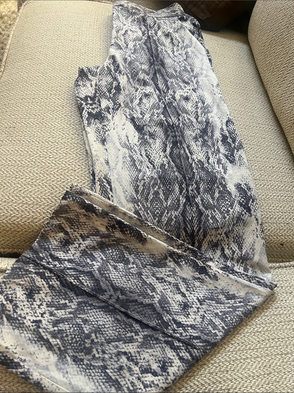 Vince Camuto Black and White Snake Print Straight Leg Pants